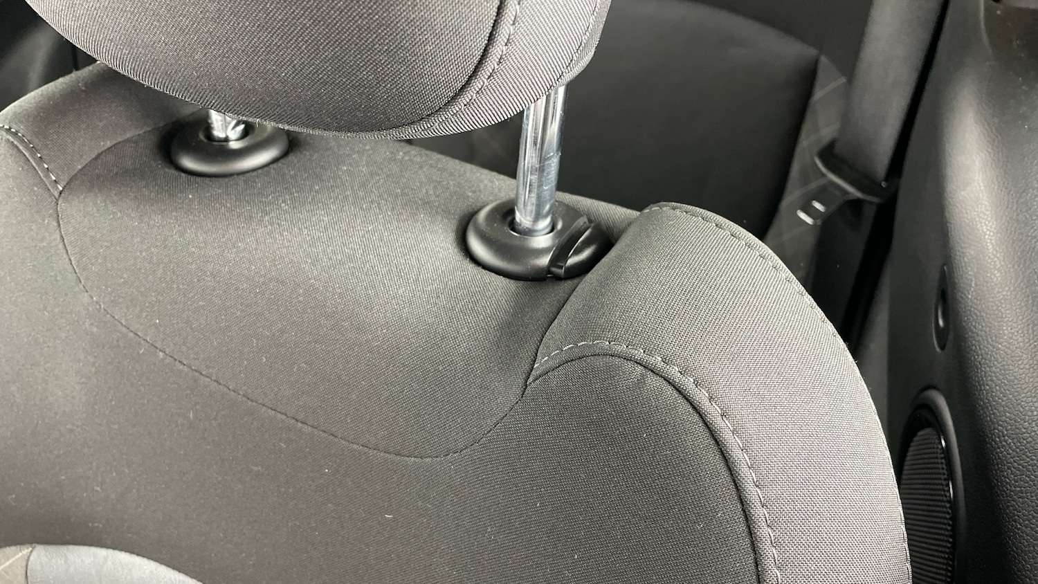 Used MINI Convertible 2018 for sale - 77544551: Photo 29