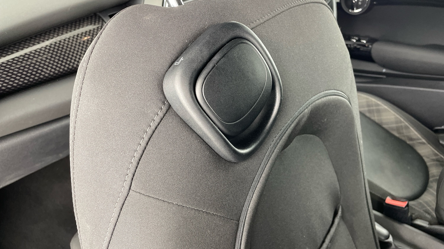 Used MINI Convertible 2018 for sale - 77544551: Photo 31