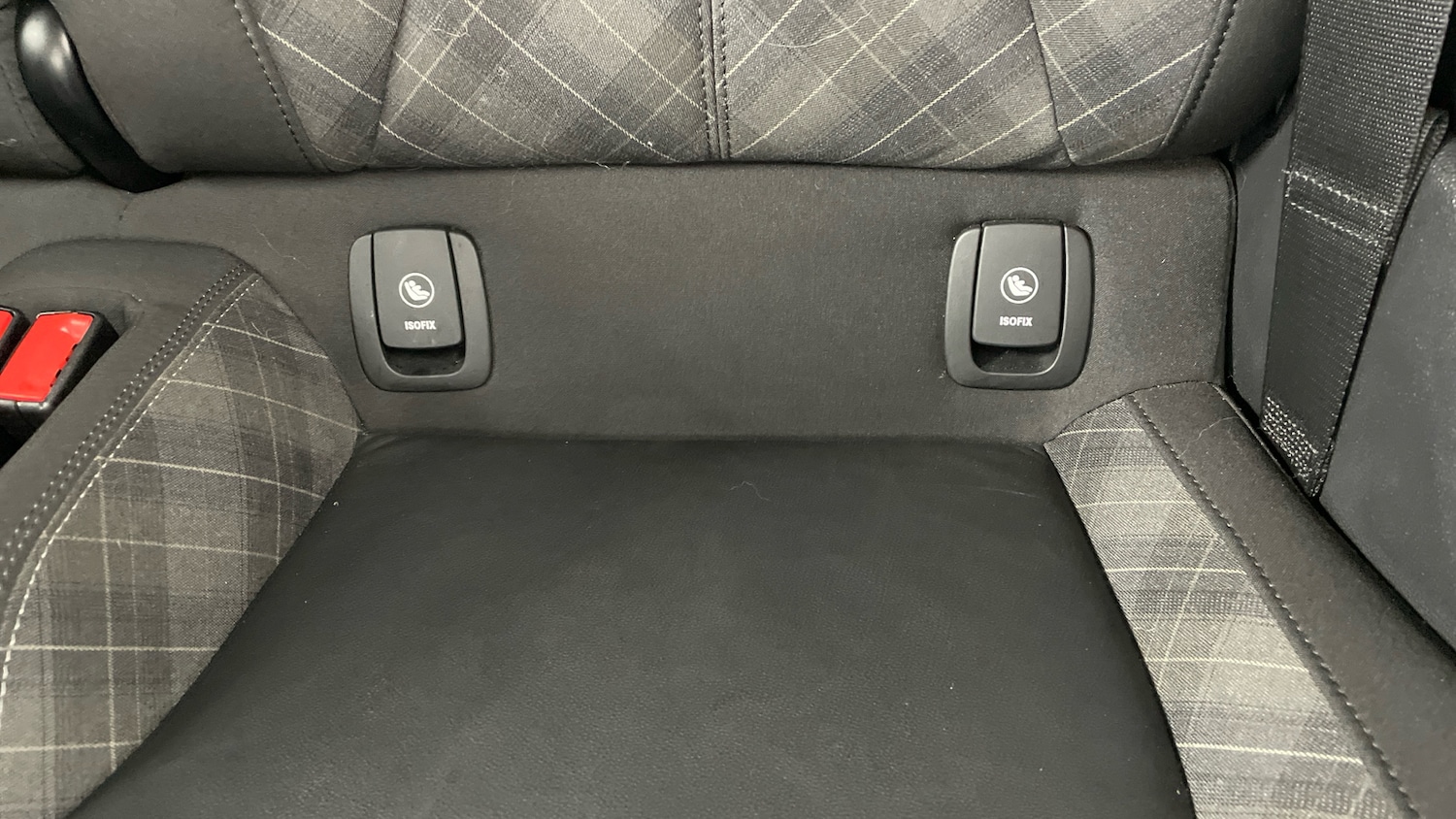 Used MINI Convertible 2018 for sale - 77544551: Photo 34