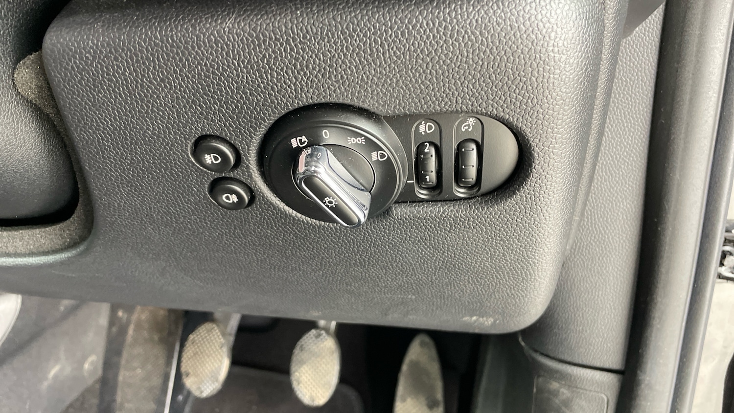 Used MINI Convertible 2018 for sale - 77544551: Photo 43