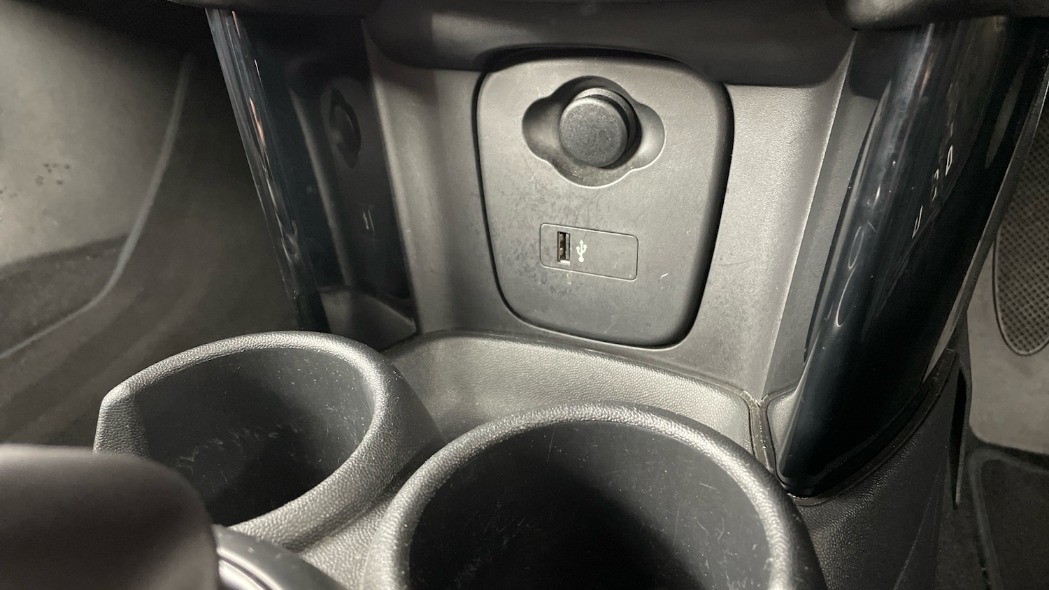 Used MINI Convertible 2018 for sale - 77544551: Photo 45