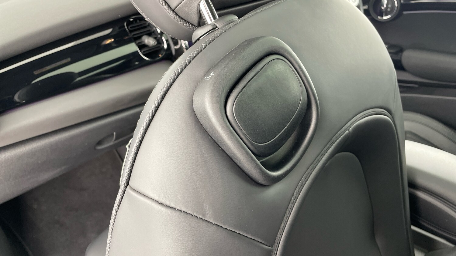 Used MINI Hatch 2022 for sale - 76737940: Photo 32