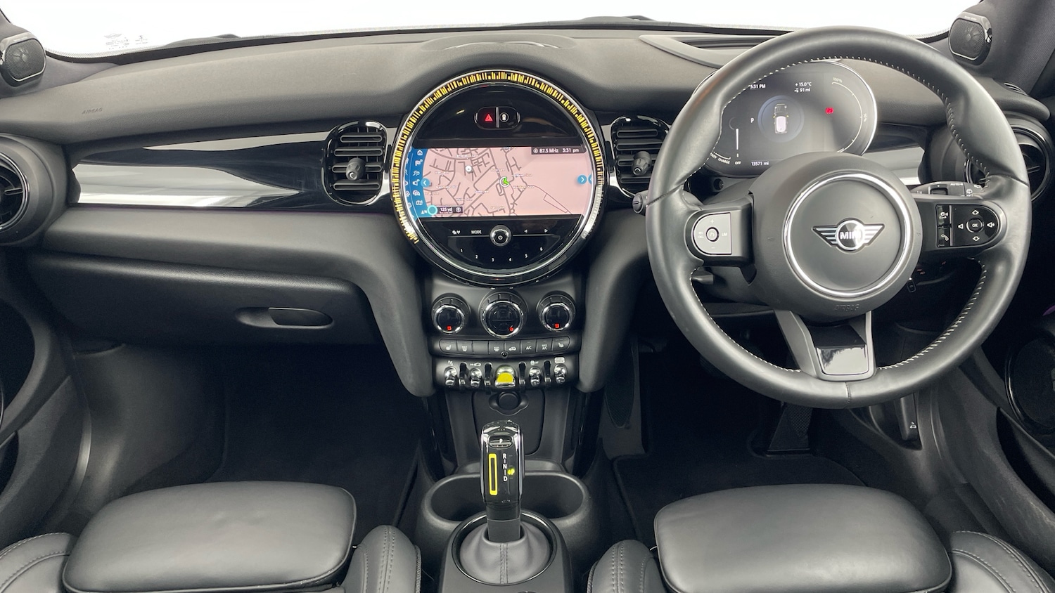 Used MINI Hatch 2022 for sale - 76737940: Photo 4