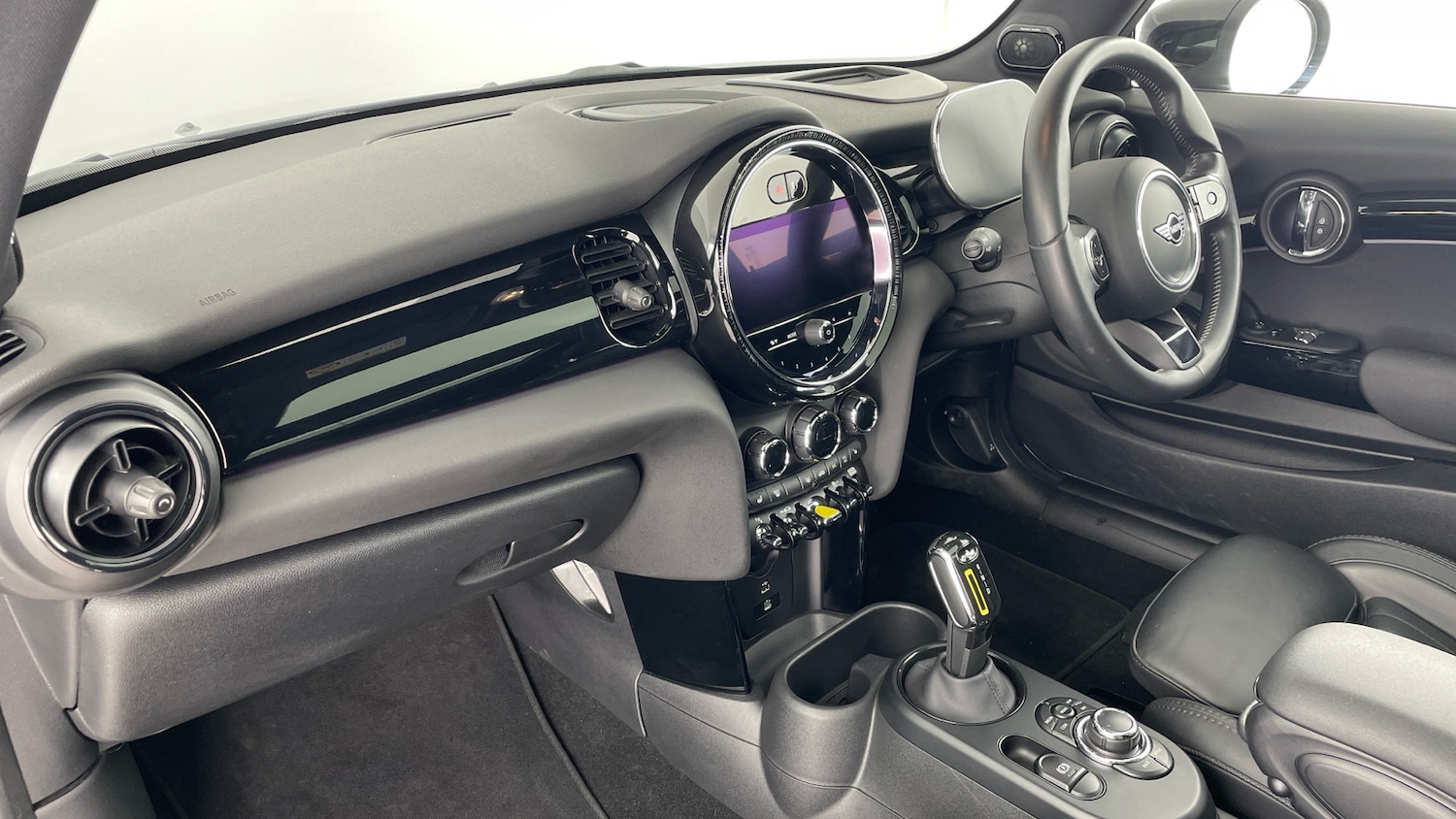 Used MINI Hatch 2022 for sale - 76737940: Photo 7