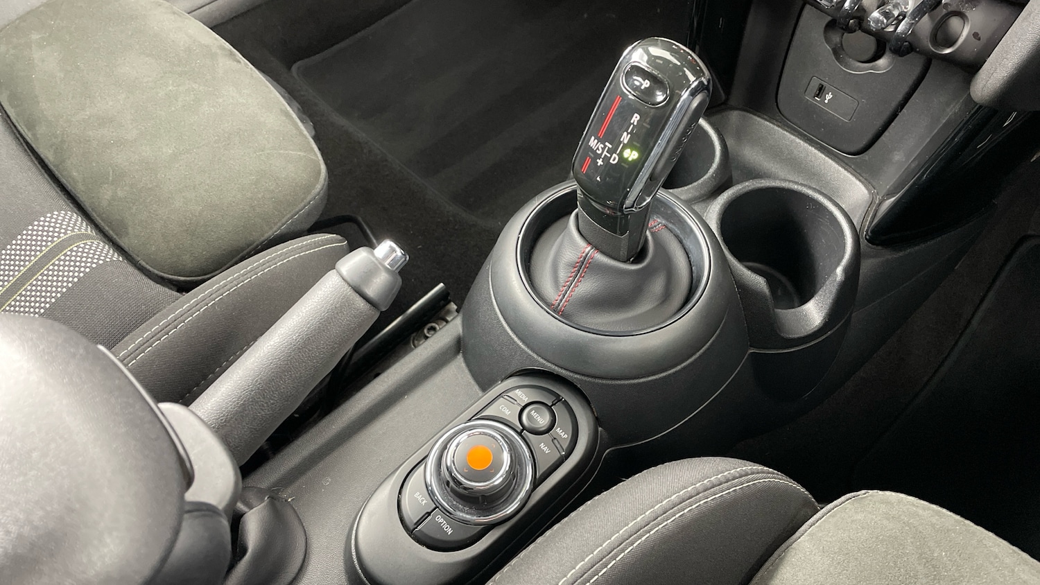 Used MINI Hatch 2019 for sale - 77639085: Photo 10