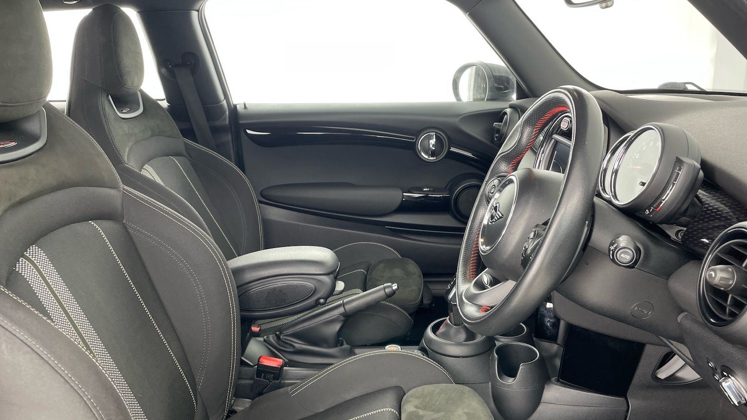 Used MINI Hatch 2019 for sale - 77639085: Photo 11