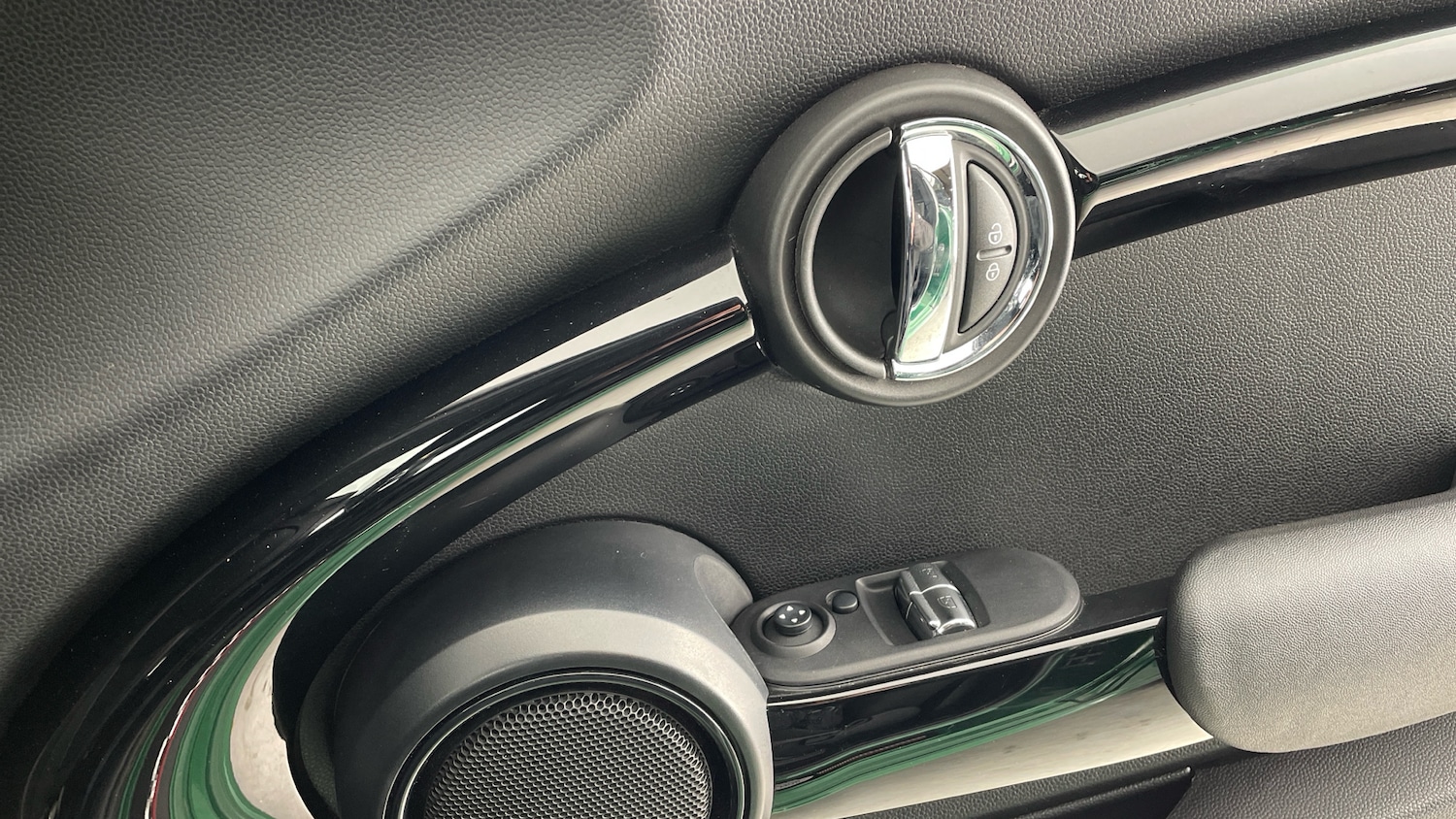 Used MINI Hatch 2019 for sale - 77639085: Photo 20