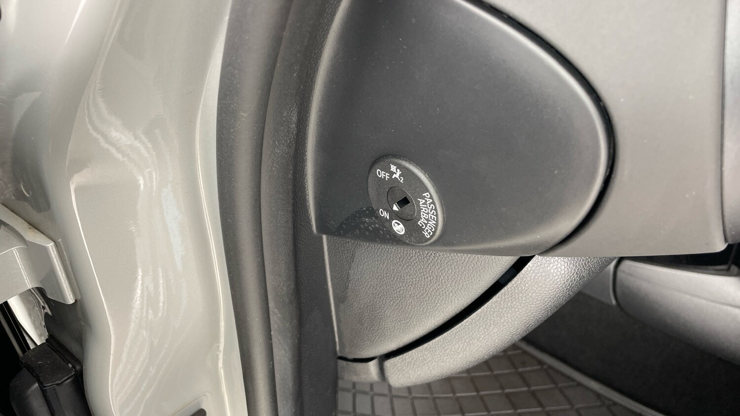 Used MINI Hatch 2022 for sale - 77817904: Photo 30