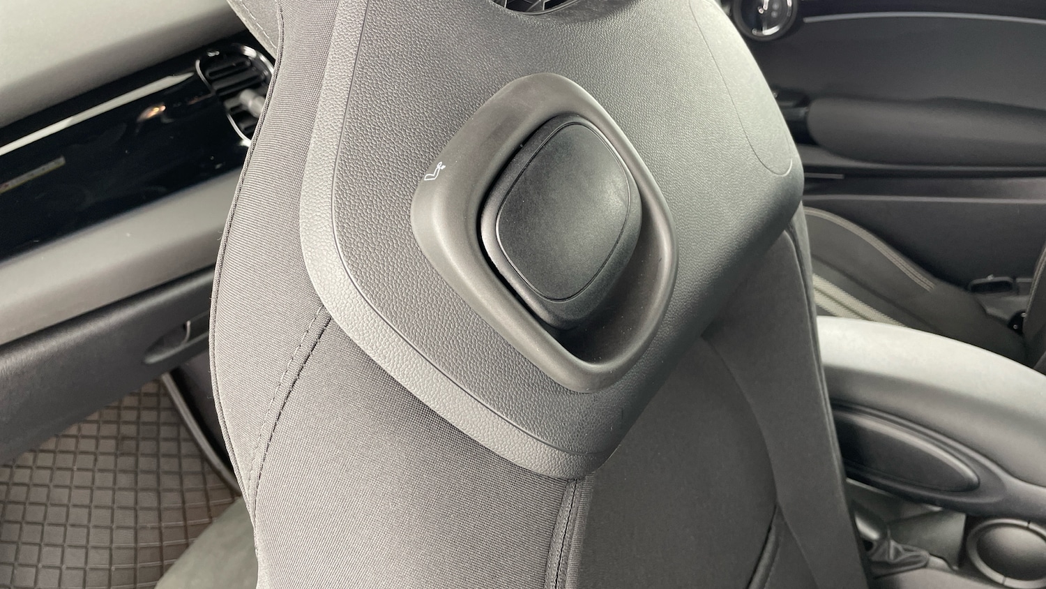 Used MINI Hatch 2022 for sale - 77817904: Photo 32