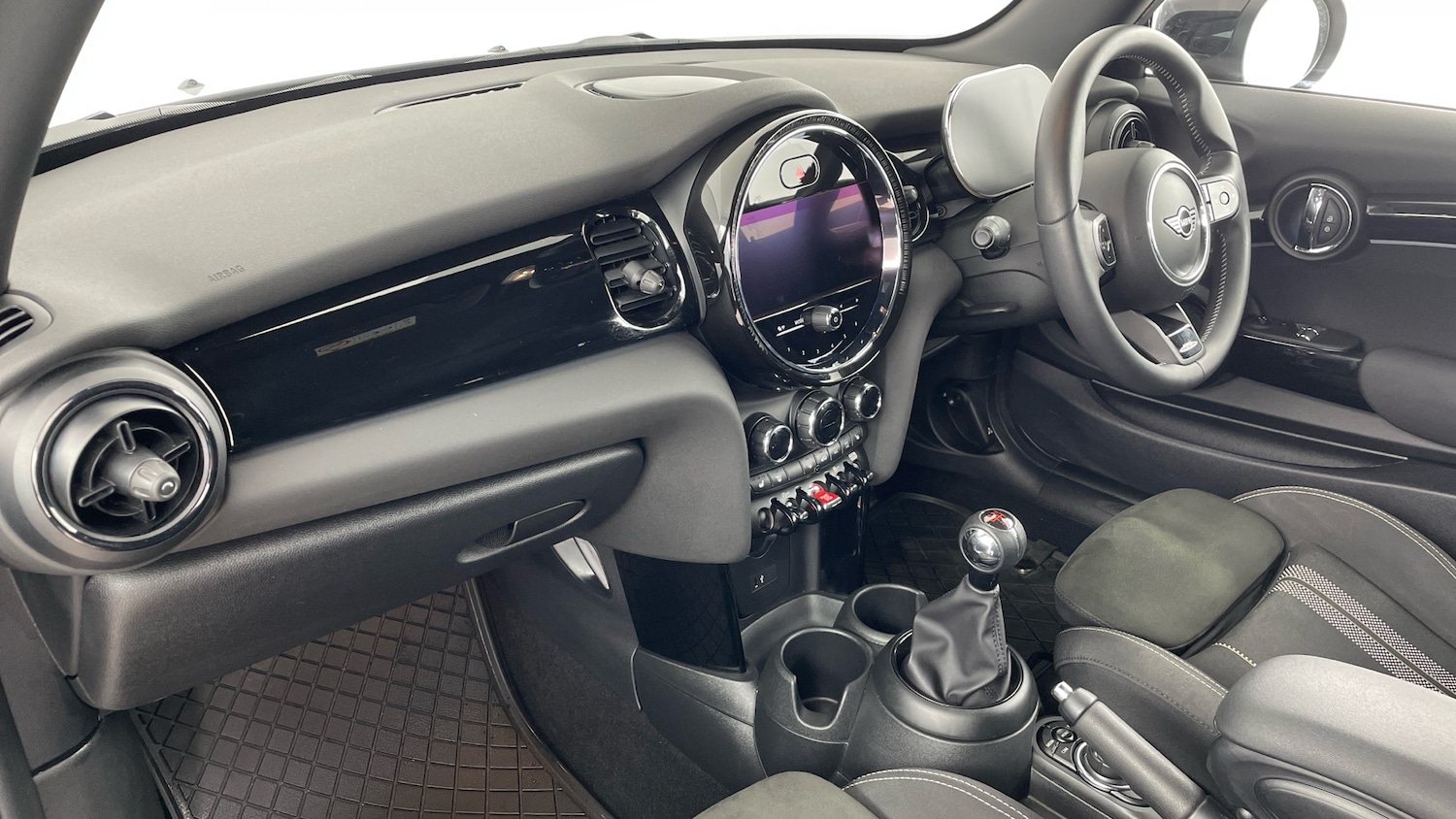 Used MINI Hatch 2022 for sale - 77817904: Photo 7