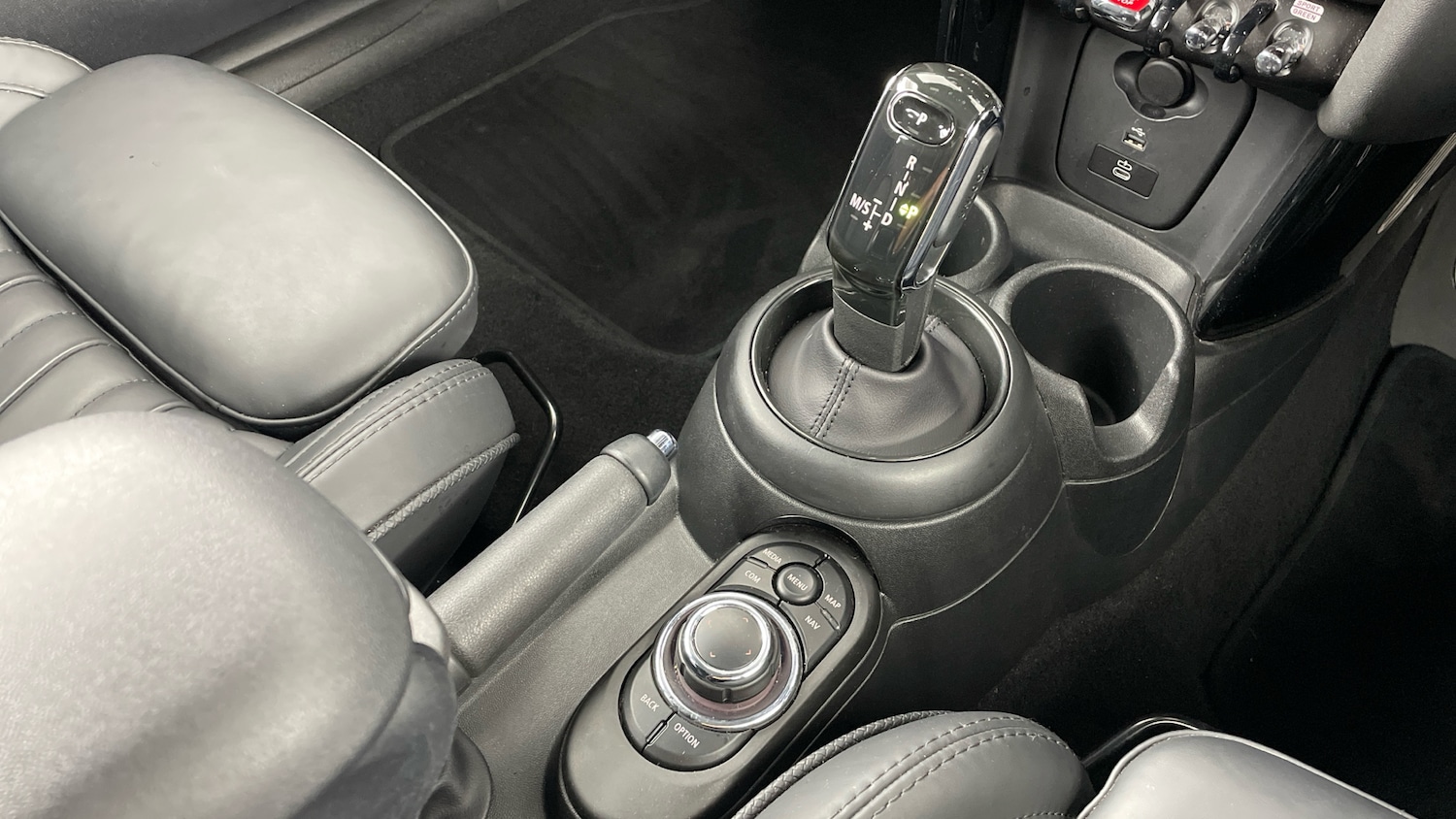 Used MINI Hatch 2022 for sale - 76161859: Photo 10