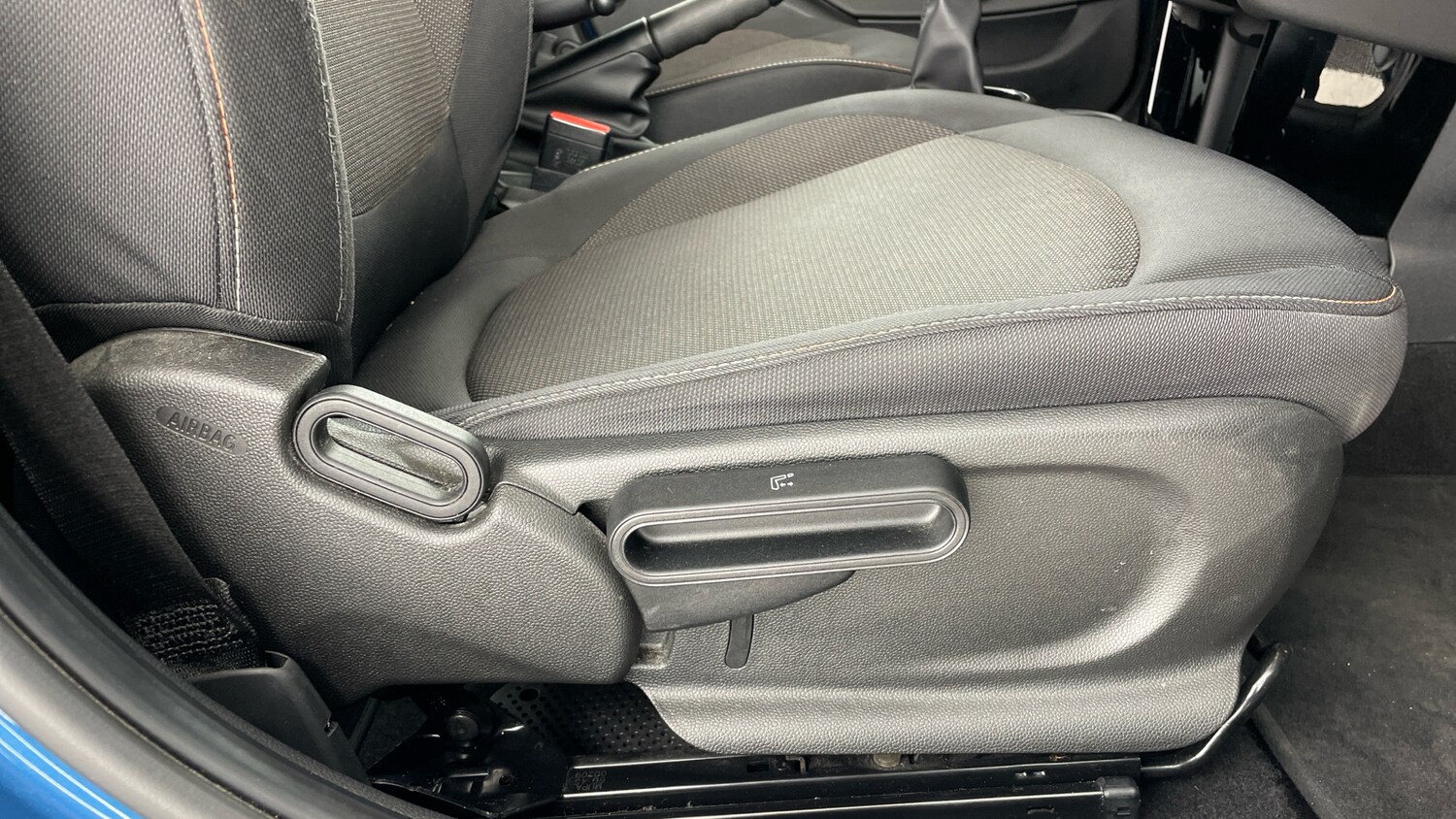 Used MINI Hatch 2021 for sale - 76564935: Photo 47