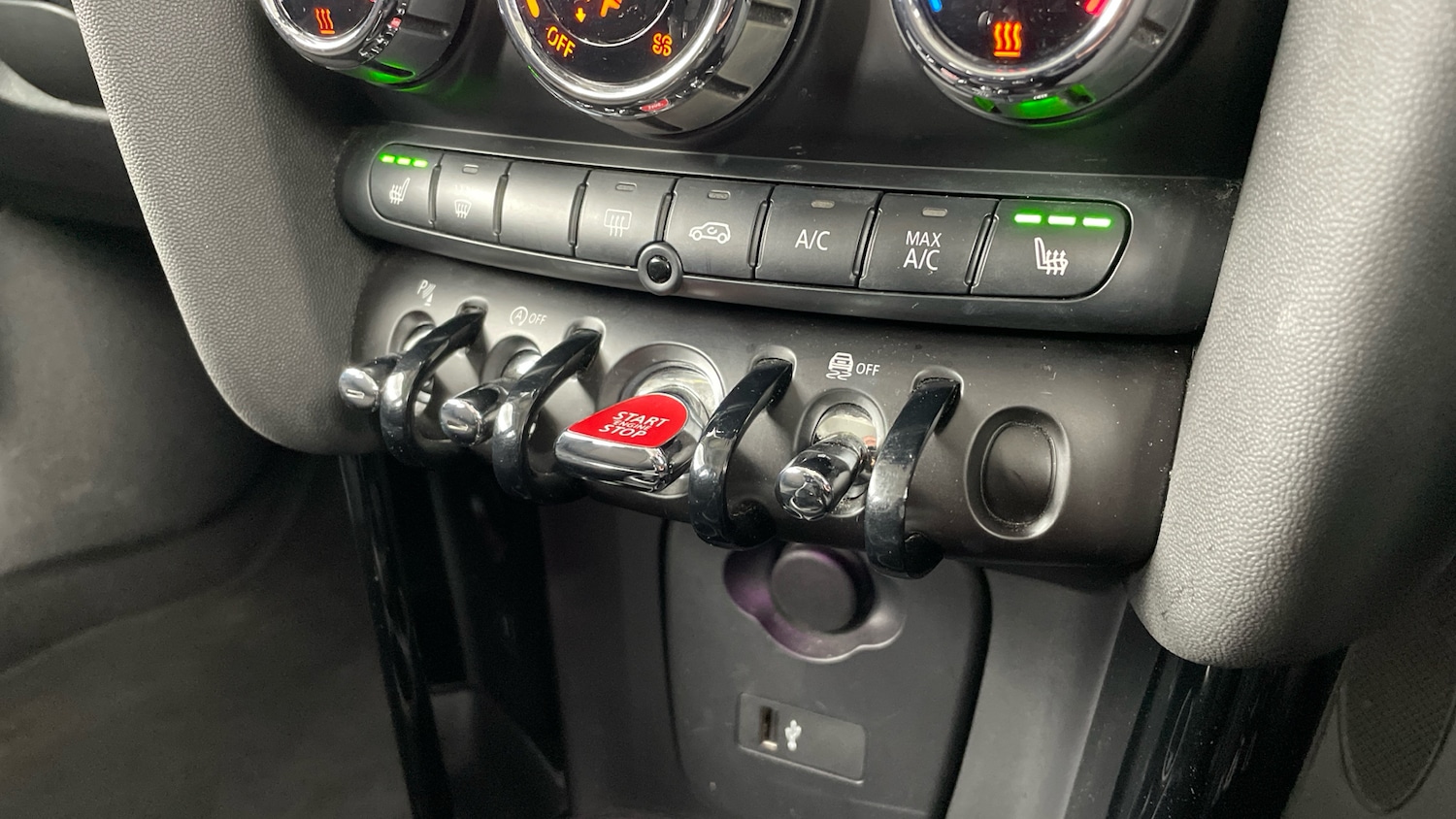 Used MINI Hatch 2021 for sale - 76564935: Photo 54