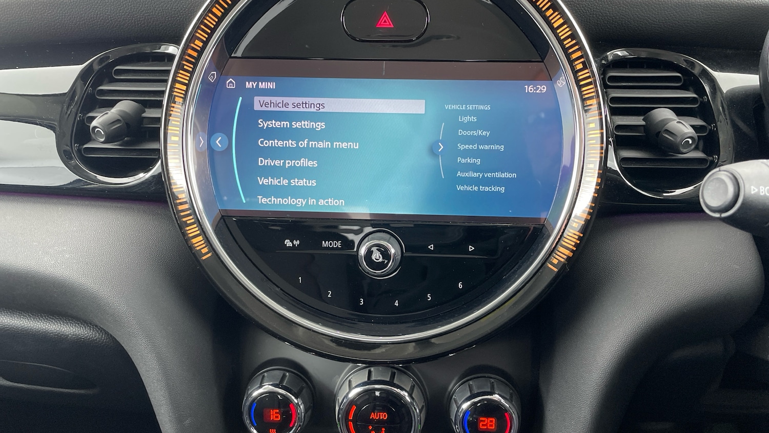 Used MINI Hatch 2021 for sale - 76564935: Photo 59