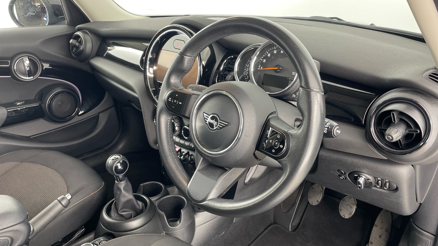 Used MINI Hatch 2021 for sale - 76564935: Photo 6