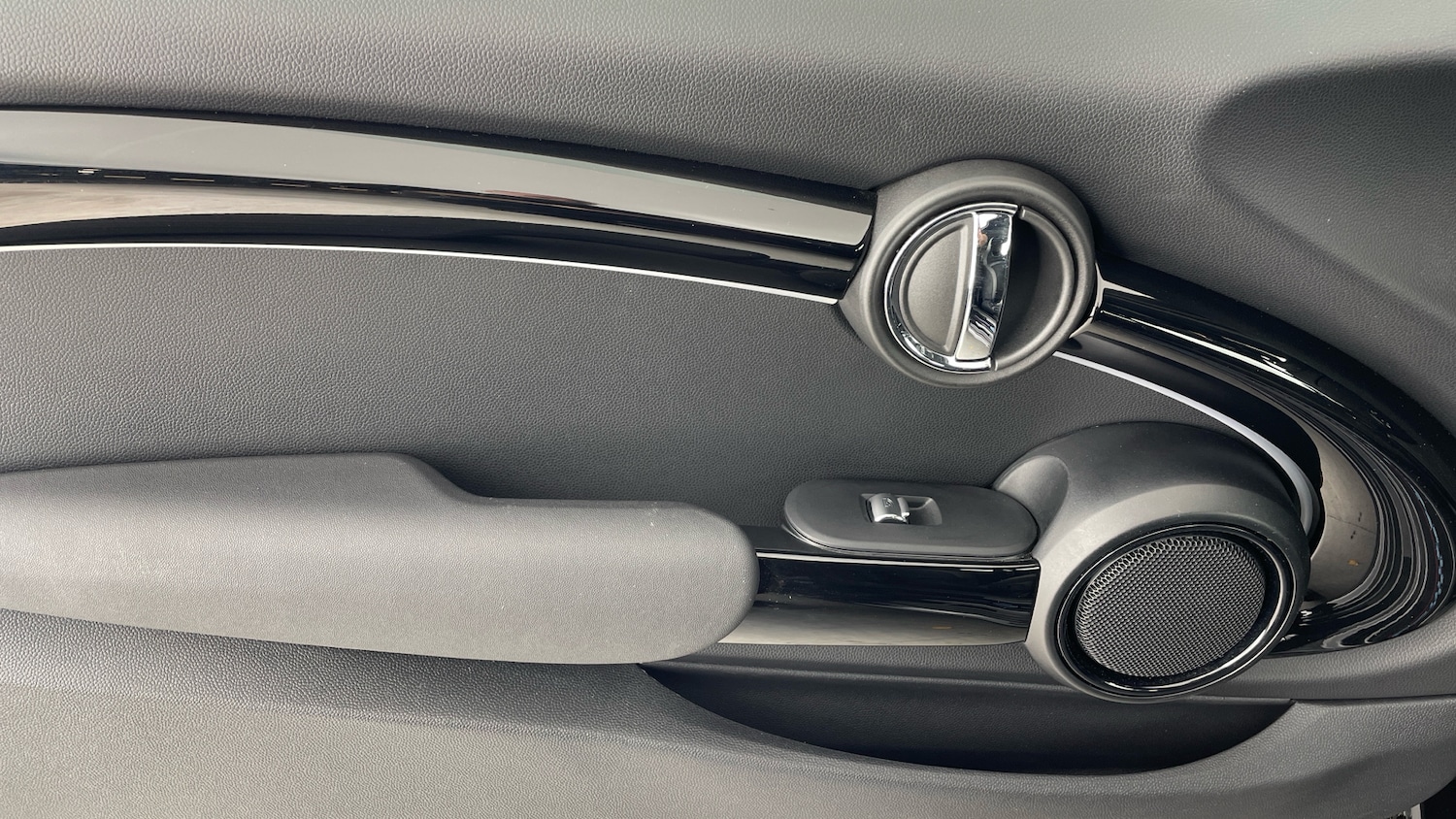 Used MINI Hatch 2023 for sale - 76782522: Photo 27