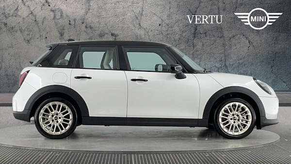 Used MINI Cooper 2025 for sale - 76184327: Photo 3