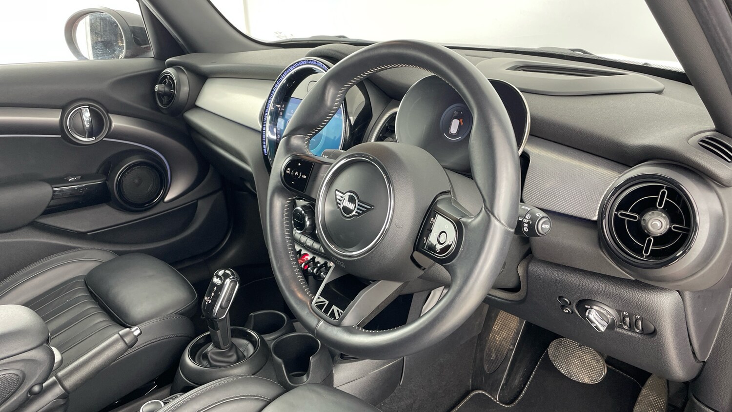 Used MINI Hatch 2021 for sale - 77845143: Photo 6