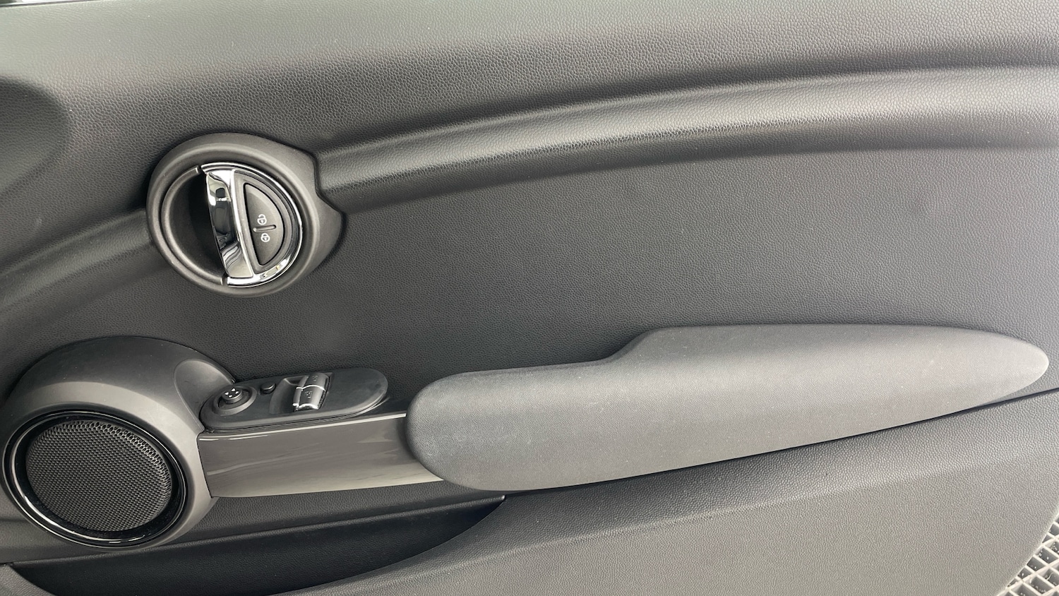 Used MINI Hatch 2018 for sale - 76530887: Photo 39