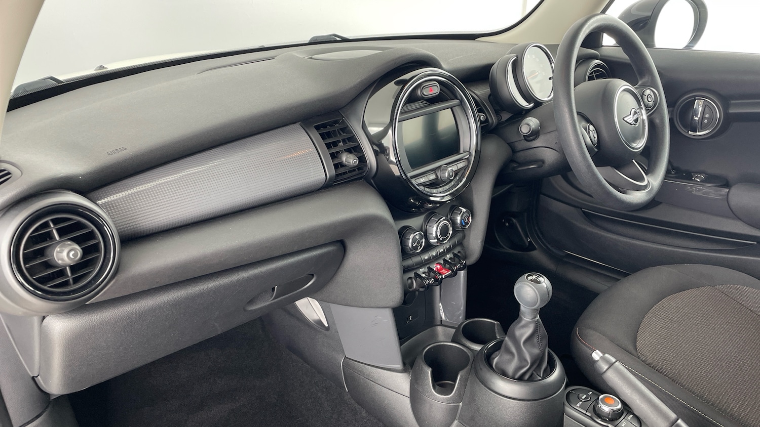 Used MINI Hatch 2018 for sale - 76530887: Photo 7