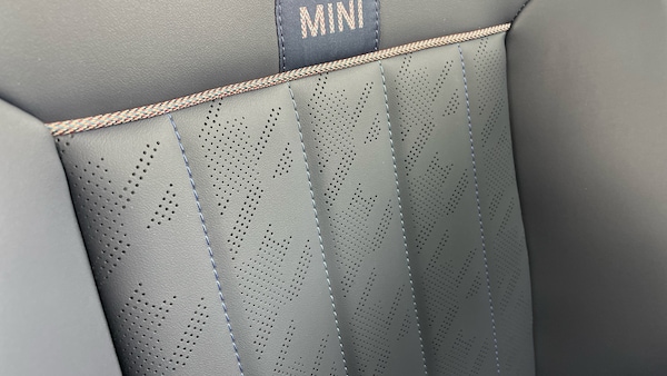 Used MINI Cooper 2024 for sale - 76219647: Photo 73