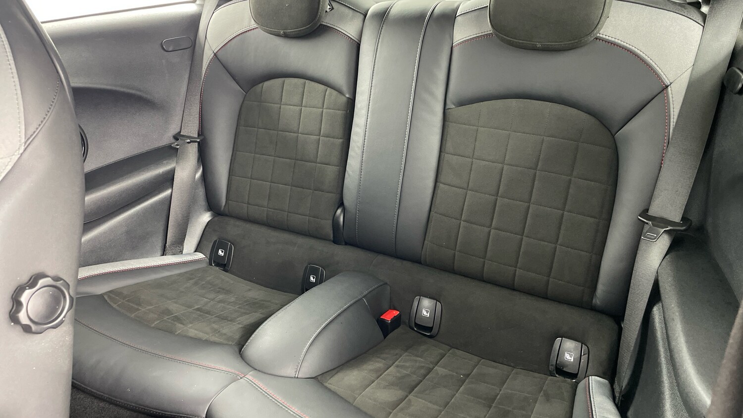 Used MINI Hatch 2024 for sale - 77518944: Photo 12