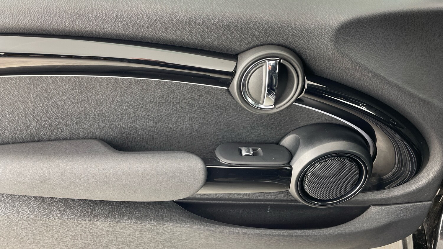 Used MINI Hatch 2024 for sale - 77518944: Photo 27