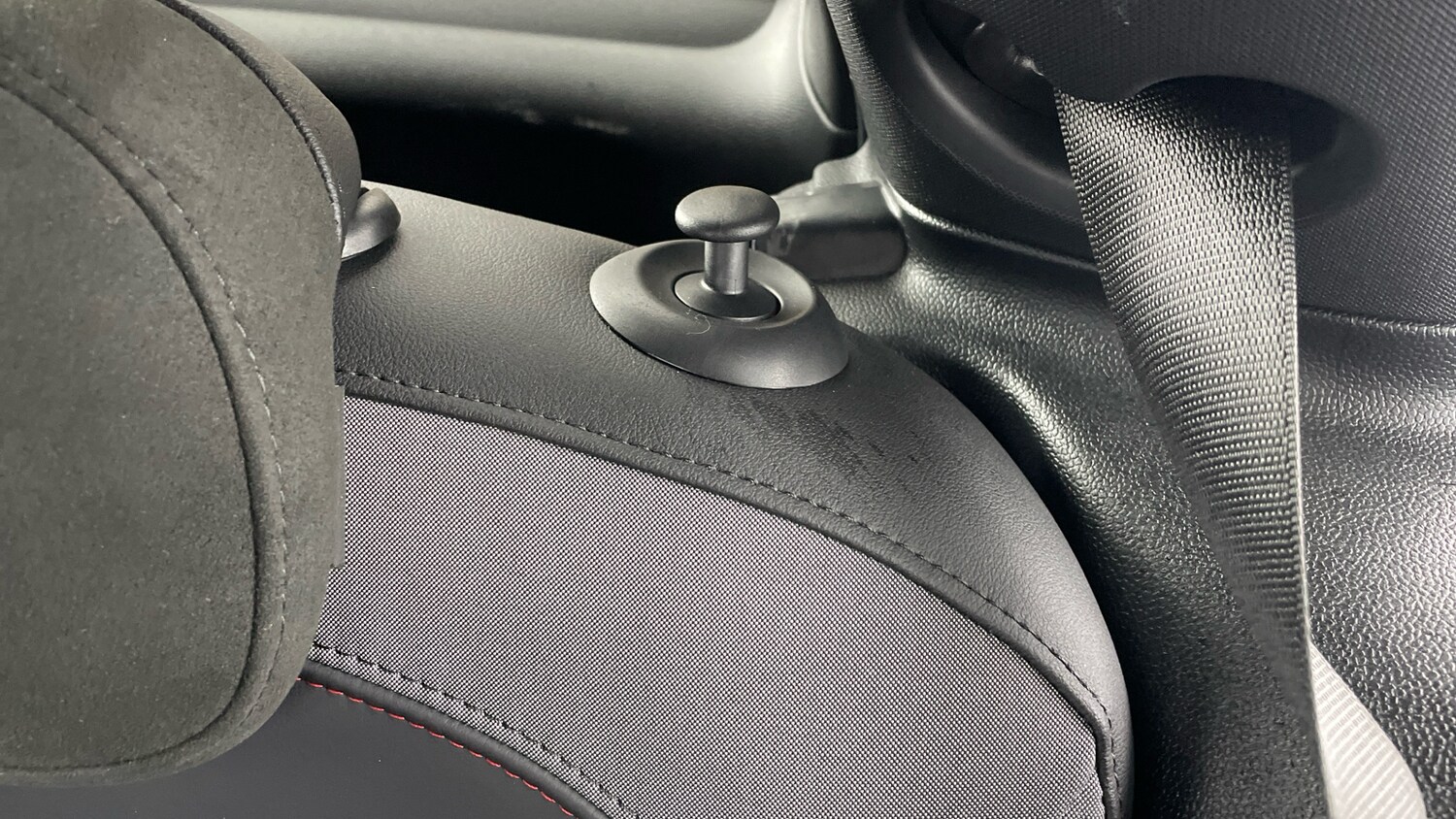 Used MINI Hatch 2024 for sale - 77518944: Photo 38