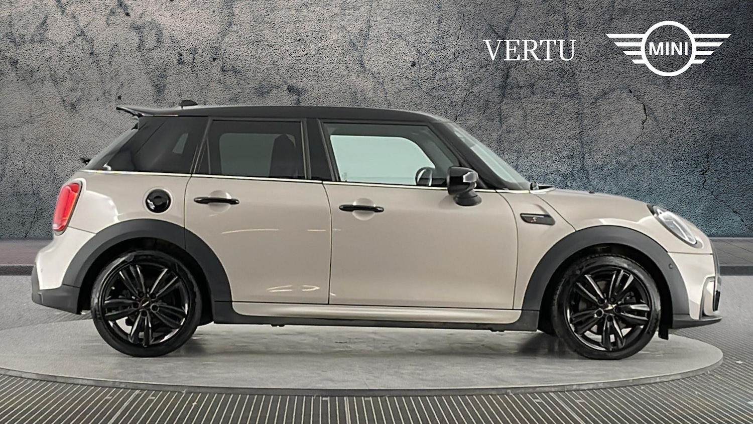 Used MINI Hatch 2022 for sale - 77461567: Photo 3