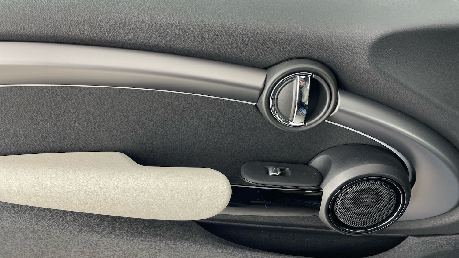 Used MINI Hatch 2023 for sale - 76720410: Photo 27