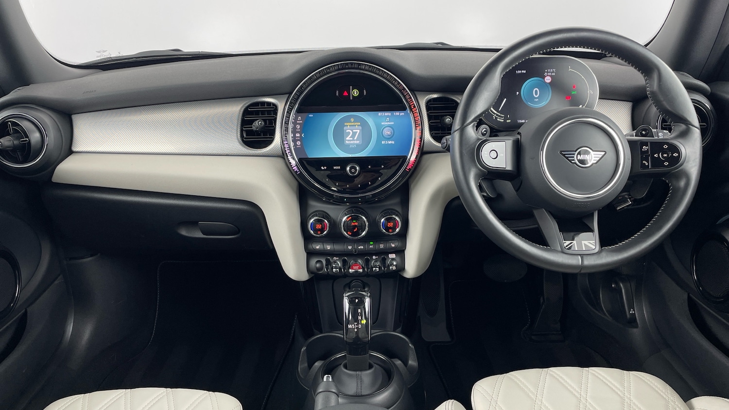 Used MINI Hatch 2023 for sale - 76720410: Photo 4