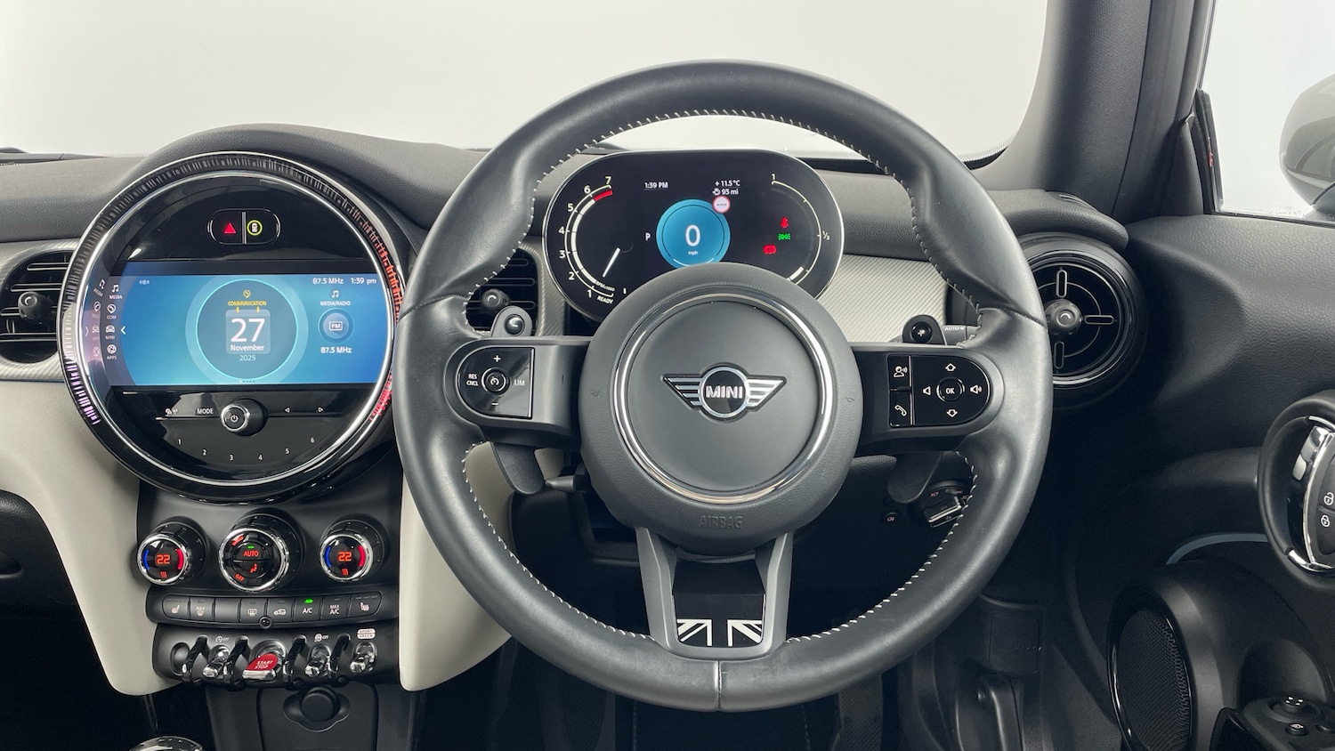 Used MINI Hatch 2023 for sale - 76720410: Photo 5