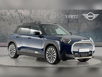2025 (25) - 135kW E Exclusive [Level 2] 43kWh 5dr Auto Electric Hatchback