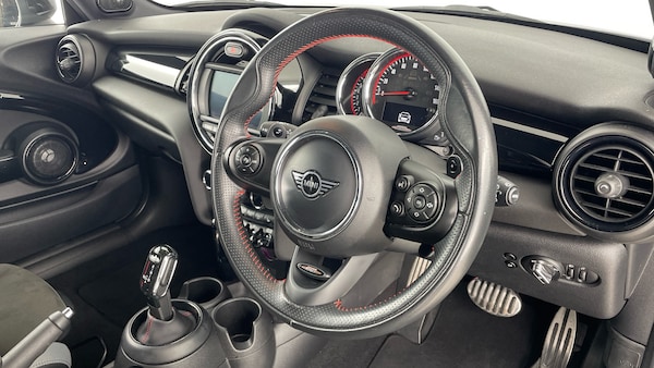 Used MINI Hatch 2020 for sale - 76268183: Photo 6