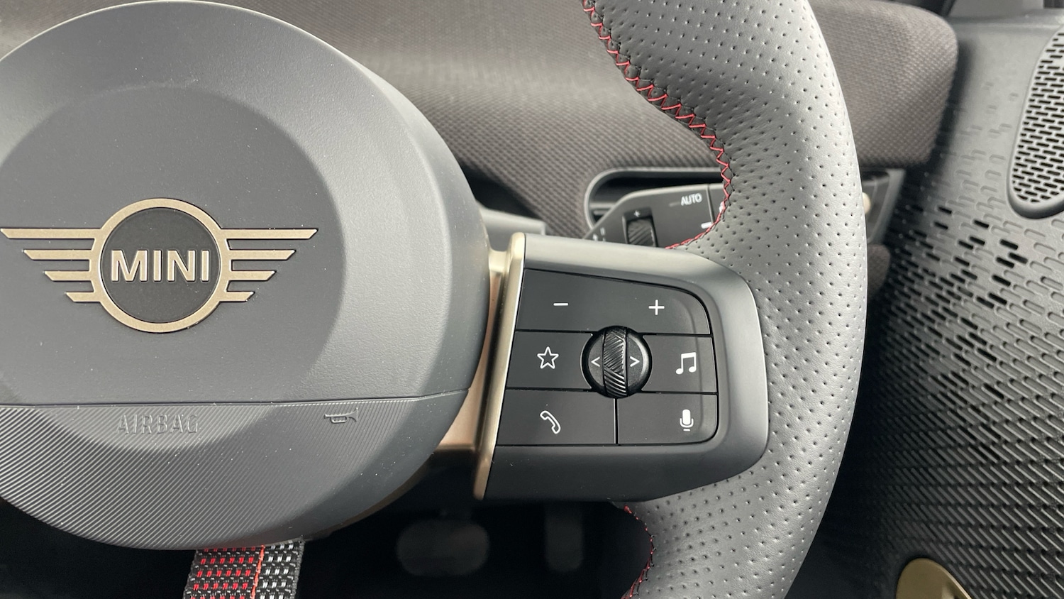 Used MINI Cooper 2025 for sale - 76450263: Photo 18