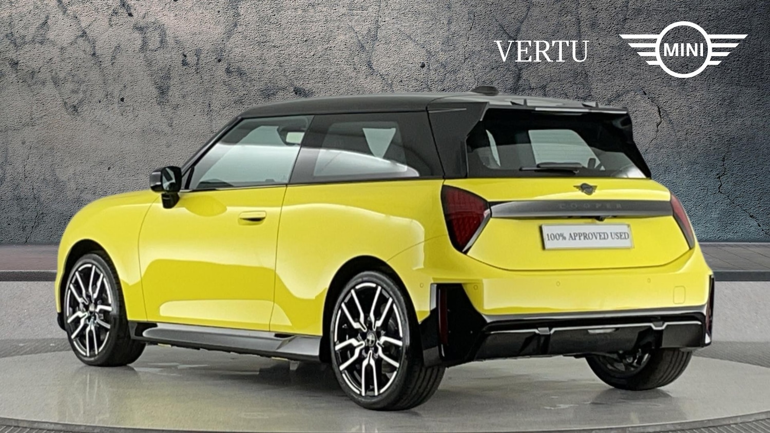 Used MINI Cooper 2025 for sale - 76450263: Photo 2