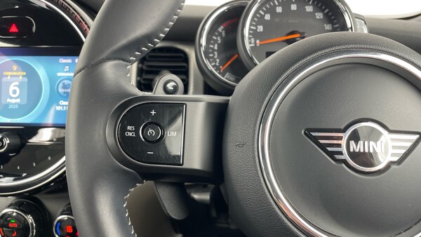Used MINI Hatch 2023 for sale - 75795420: Photo 17