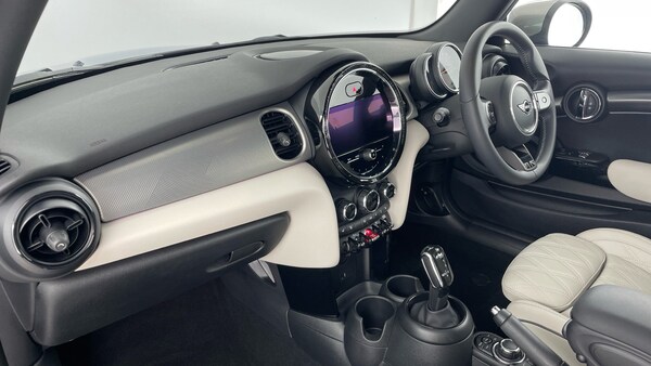 Used MINI Hatch 2023 for sale - 75795420: Photo 7