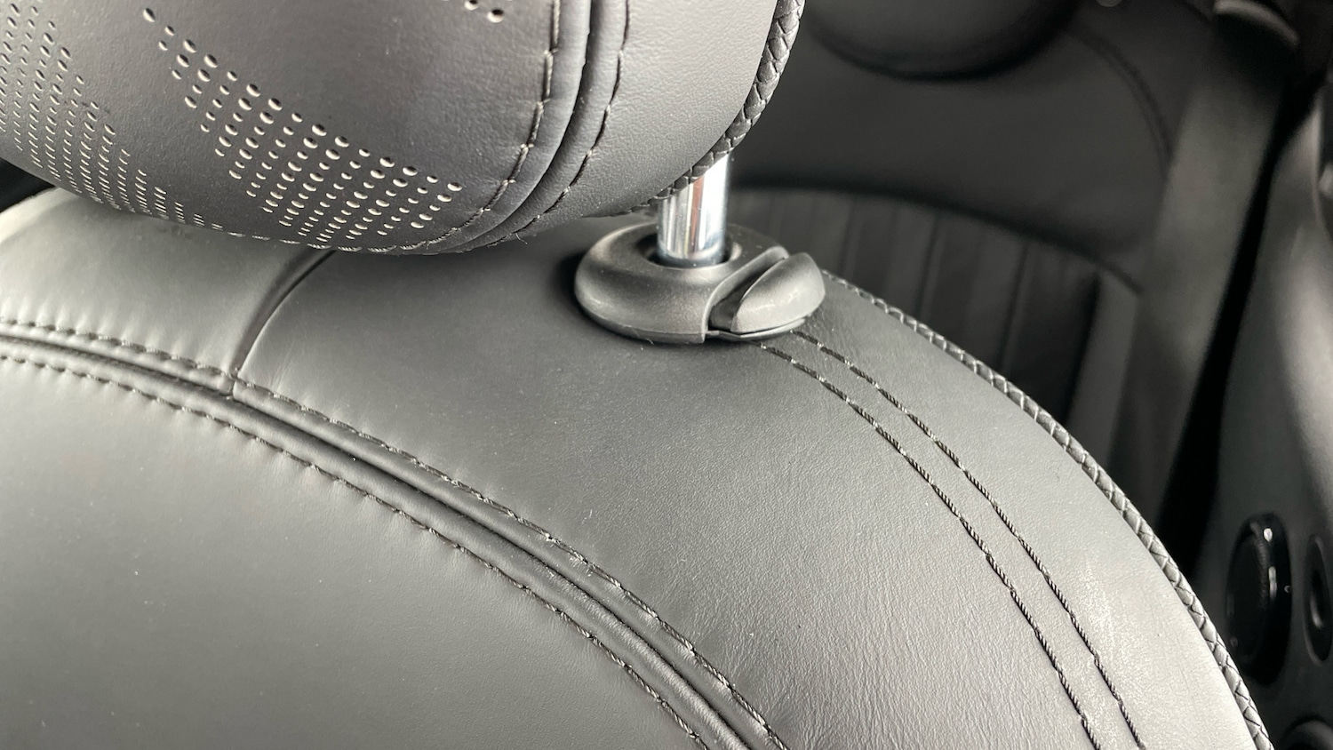 Used MINI Convertible 2023 for sale - 77069221: Photo 30