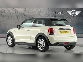 Used MINI Hatch 2018 for sale - 77675327: Photo