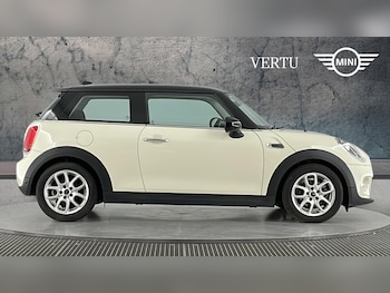 Used MINI Hatch 2018 for sale - 77675327: Photo