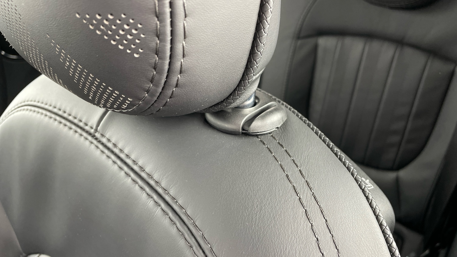 Used MINI Convertible 2023 for sale - 76799043: Photo 30