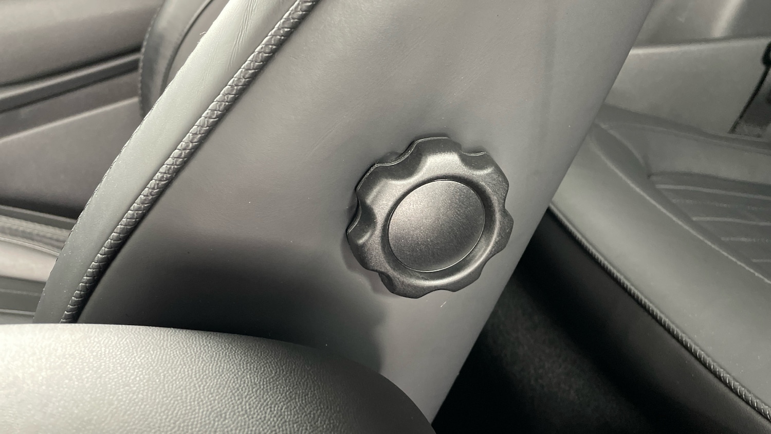 Used MINI Convertible 2023 for sale - 76799043: Photo 36