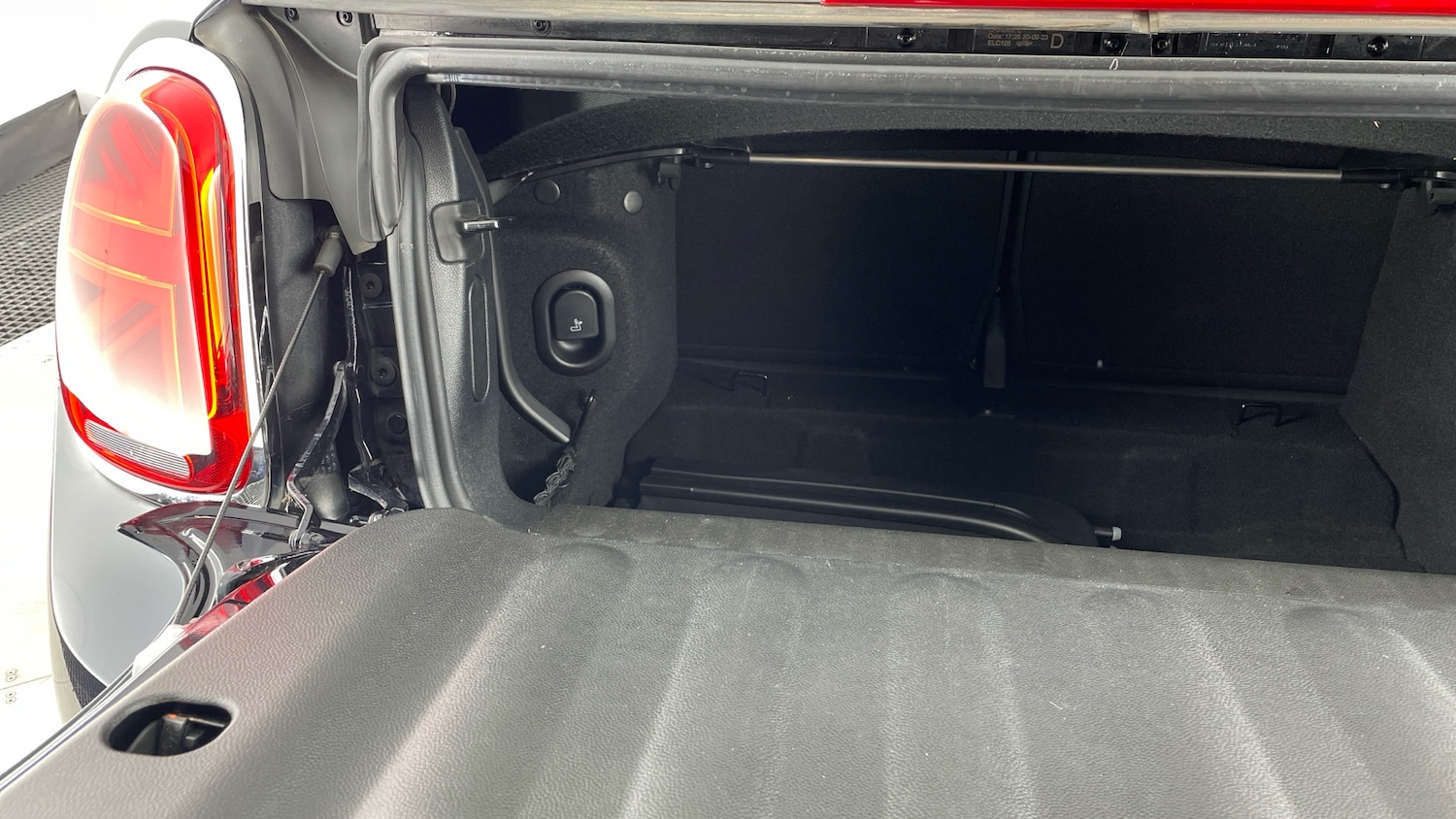 Used MINI Convertible 2023 for sale - 76799043: Photo 39