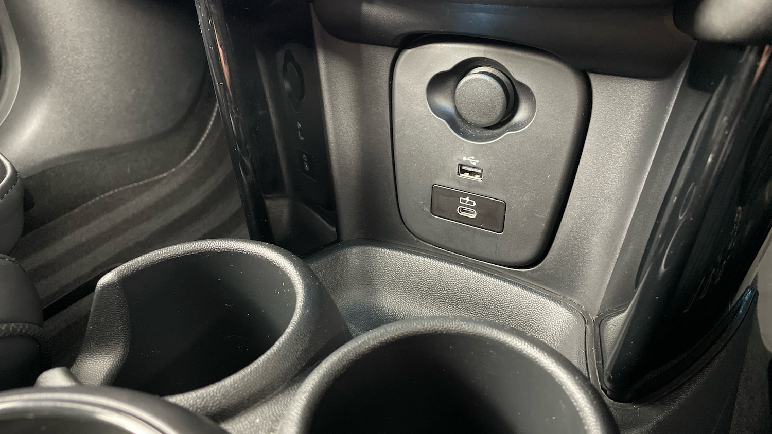 Used MINI Convertible 2023 for sale - 76799043: Photo 55