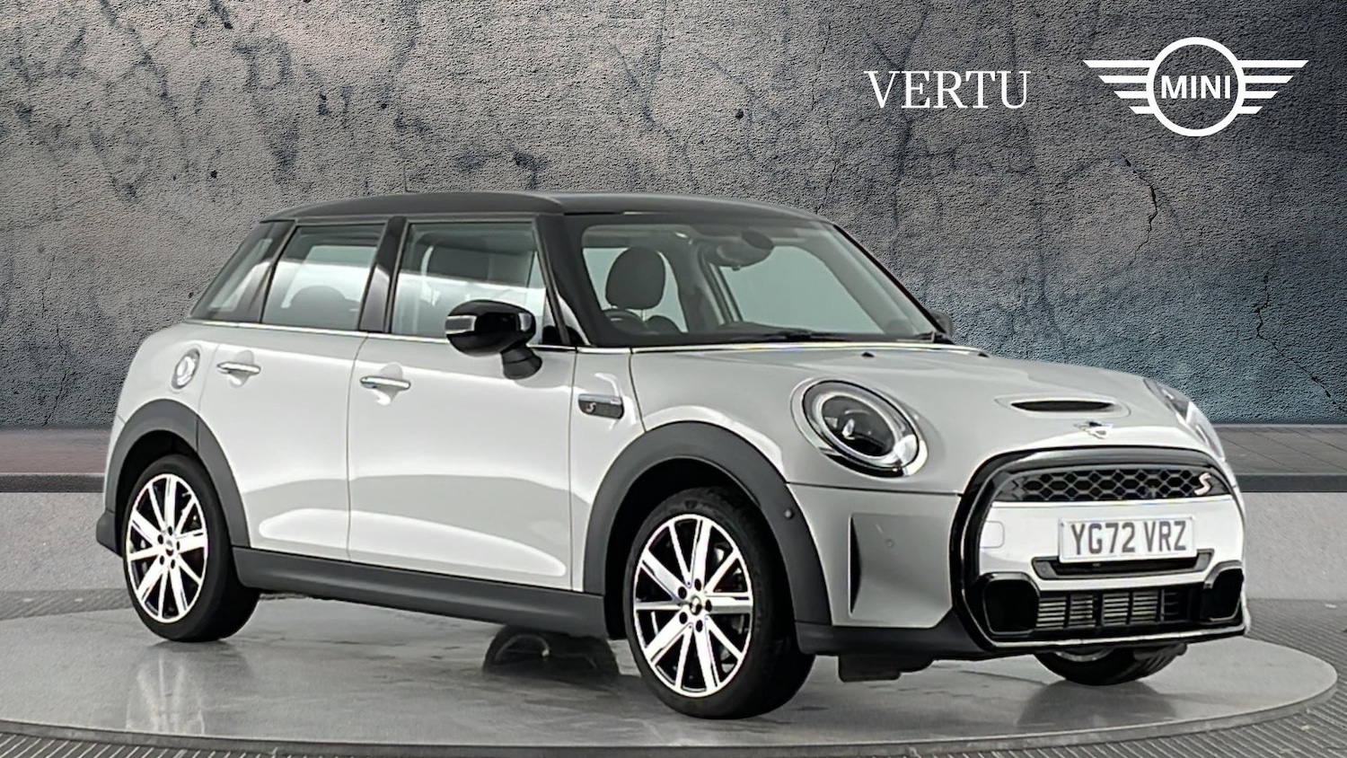 Used MINI Hatch 2022 for sale - 76946732: Photo 1