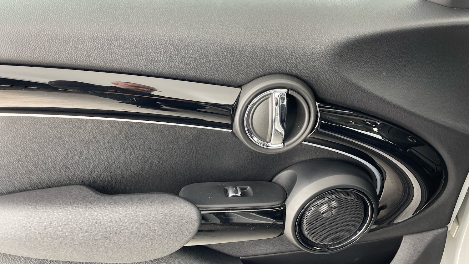 Used MINI Hatch 2022 for sale - 76946732: Photo 27