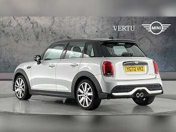 Used MINI Hatch 2022 for sale - 76946732: Photo