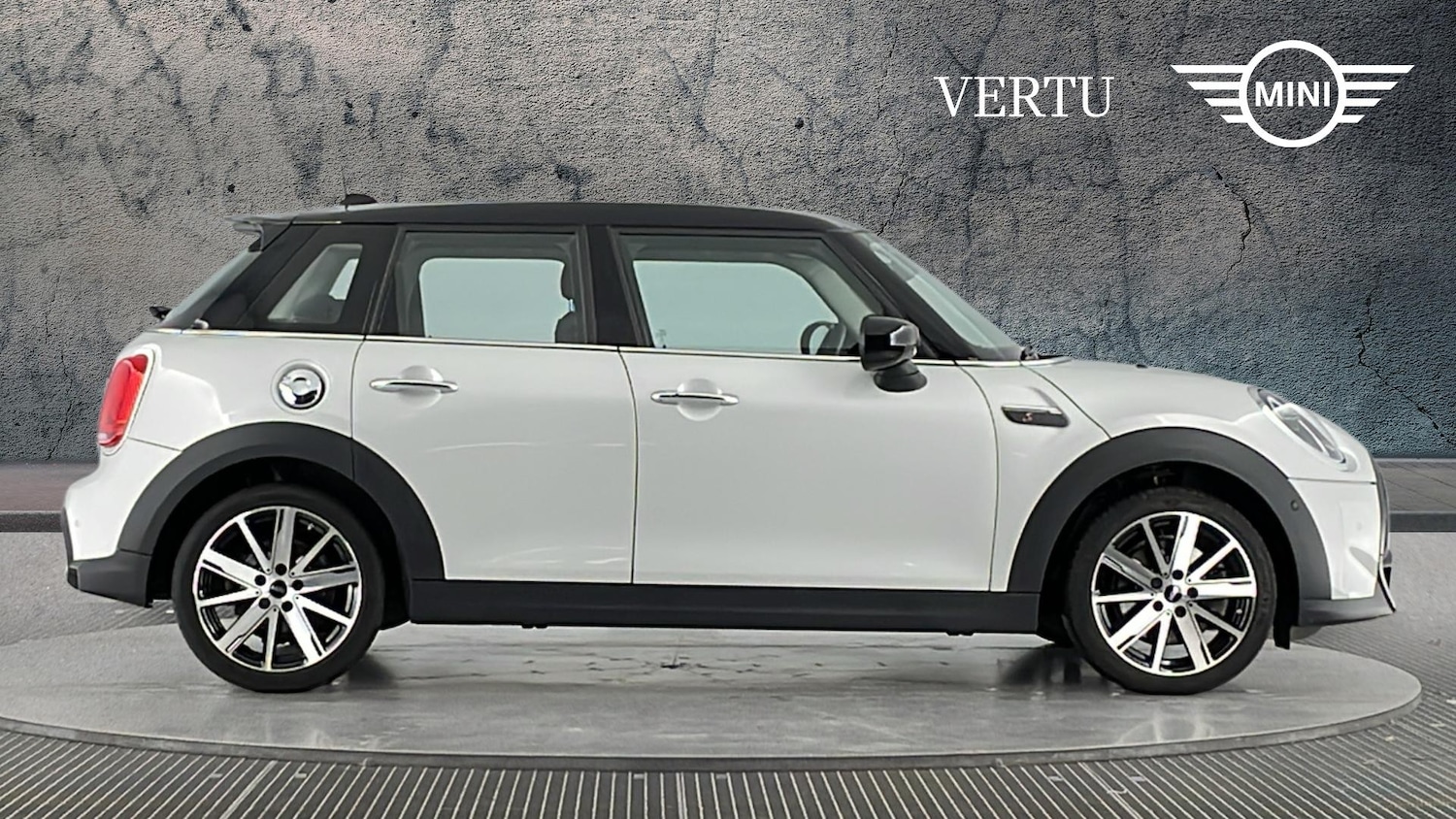 Used MINI Hatch 2022 for sale - 76946732: Photo 3