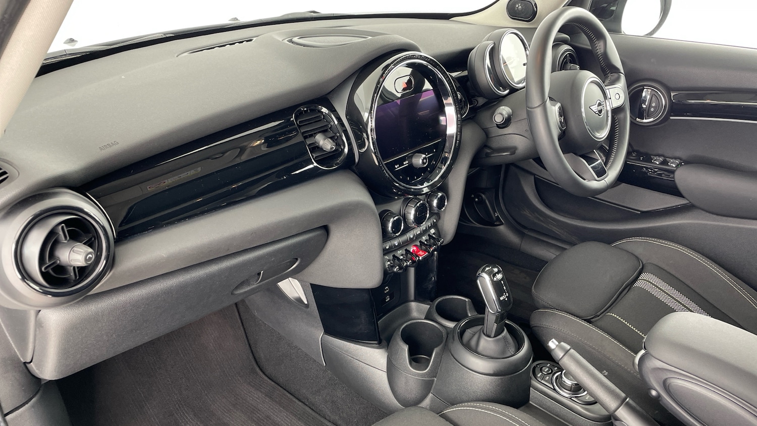 Used MINI Hatch 2022 for sale - 76946732: Photo 7